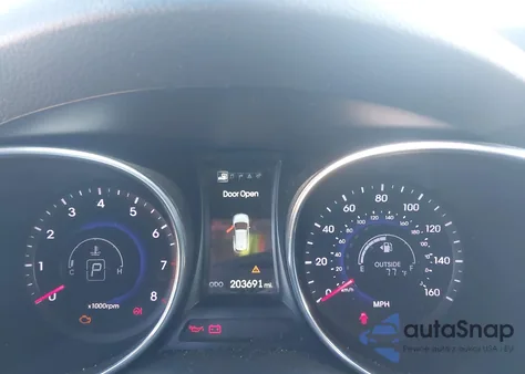 2015 Hyundai Santa Fe Sport 2.0L Turbo from USA, damaged, VIN 5XYZWDLA9FG240216